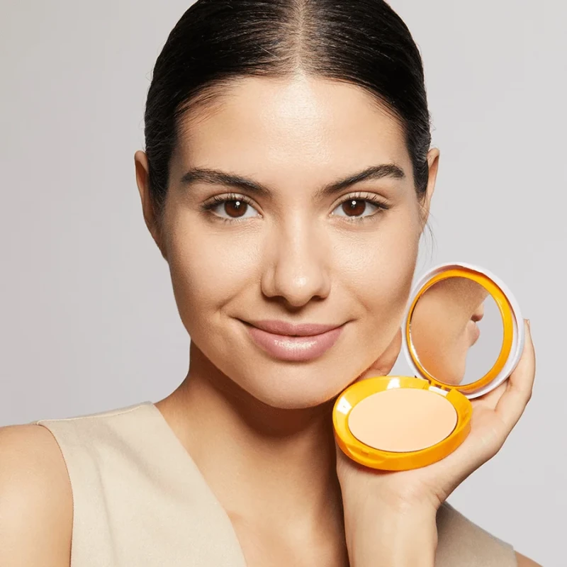 Heliocare 360 Oil-Free Compact SPF50+ Pearl | Compact Facial Sunscreen with Tint 10 g