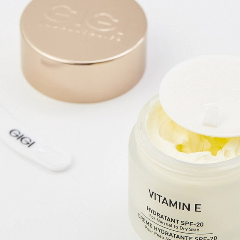 GIGI Vitamin E Moisturizer SPF20 | Moisturising Cream for Normal to Dry Skin 50 ml