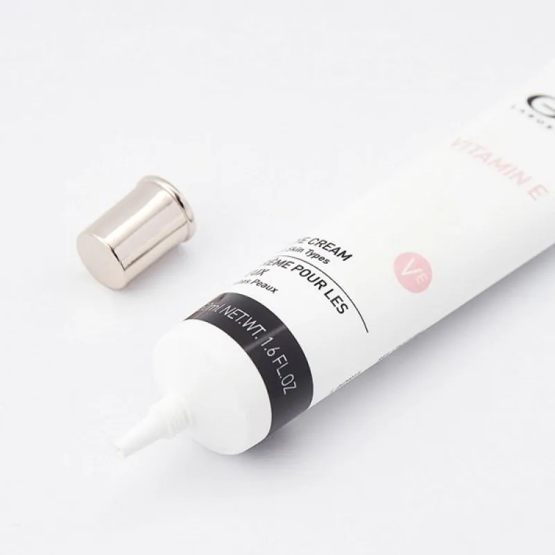 GIGI Vitamin E Eye Cream | Moisturising Eye Cream for All Skin Types 50 ml